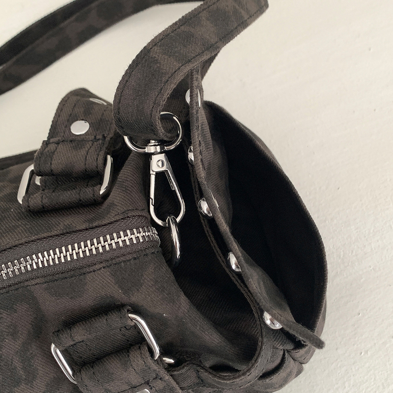 Vintage Bag Luxury Designer Le - Leatherwork Wallet review and price